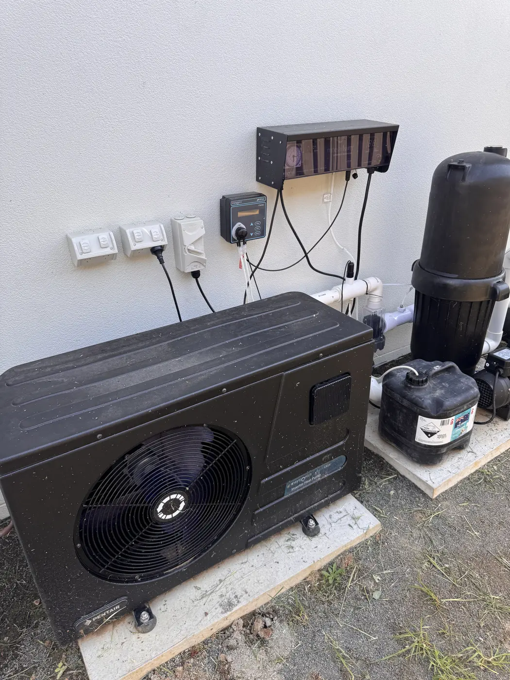 Pool heat pump and equipment on dedicated outlets